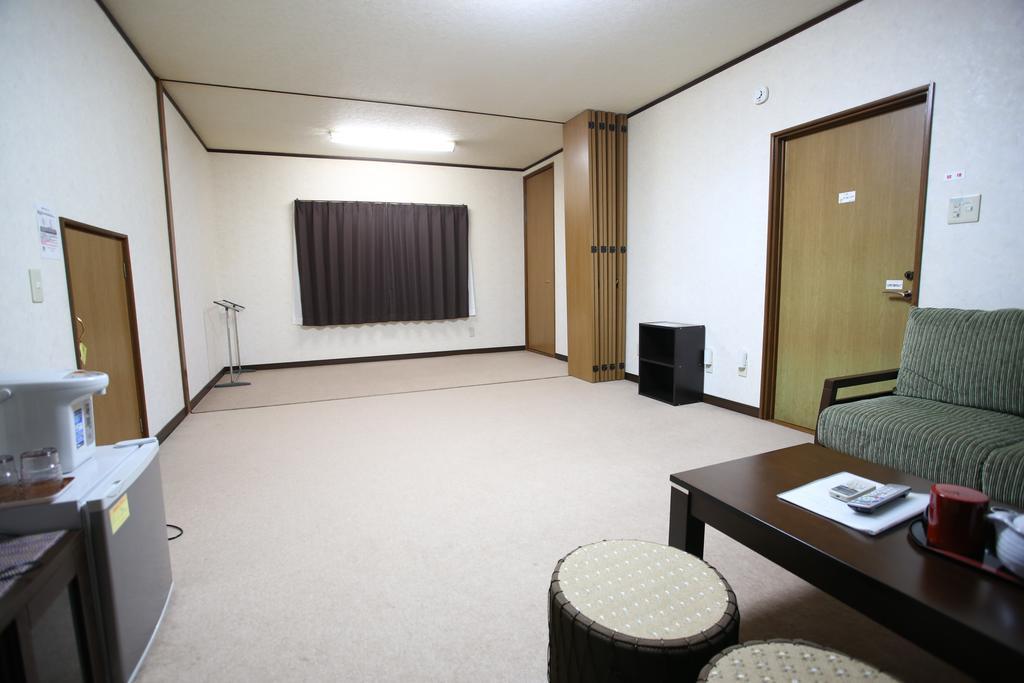 Minshuku Tenhou Hotel Takacsiho Kültér fotó